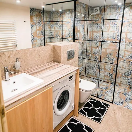 у марка * Jaremcze